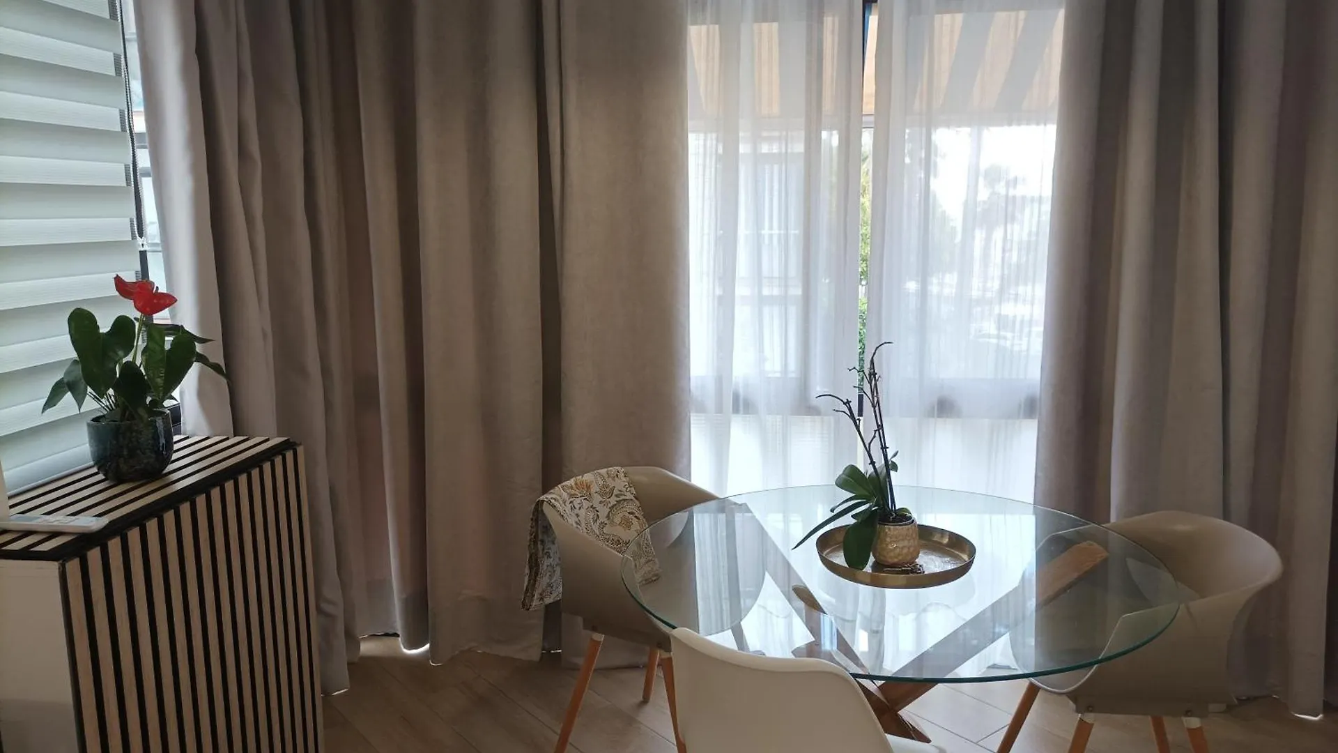 Estudio Puerto Deportivo Marbella Appartamento